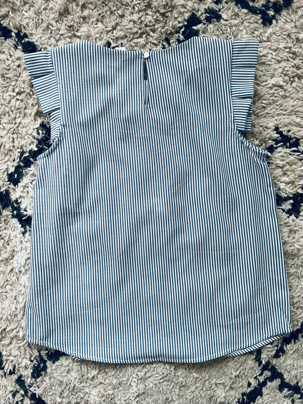 Monteau Ruffle Blouse - Picture 5 of 5